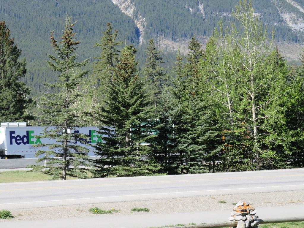 Rundle Chalets Canmore Exterior foto